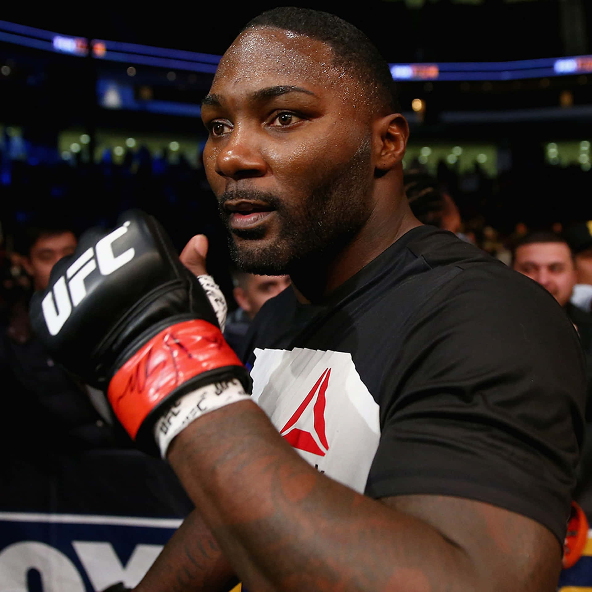 American Mixed Martial Artist Anthony Johnson Tko Against Ryan Bader Background