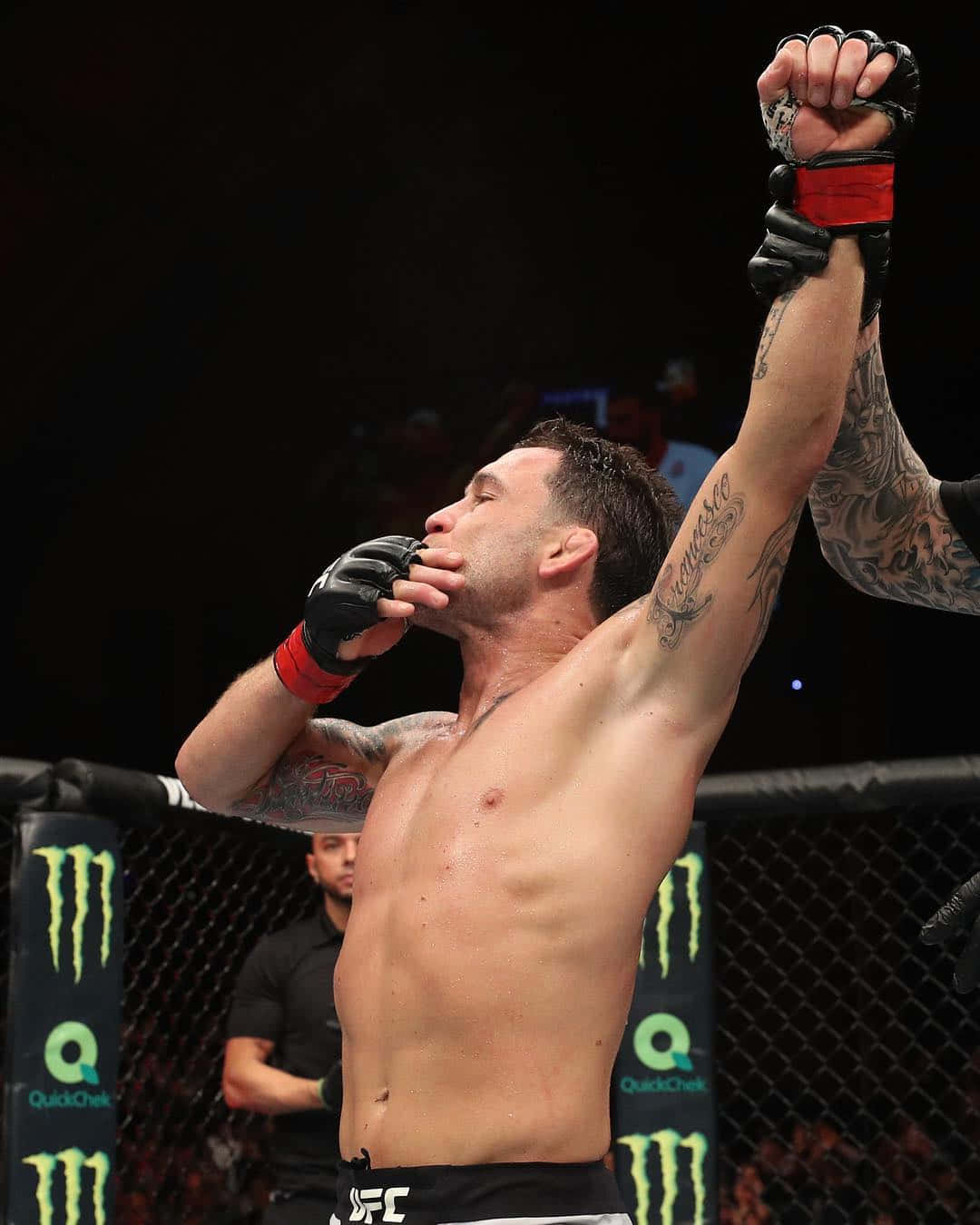 American Mixed Martial Artist Frankie Edgar Against Cub Swanson Background