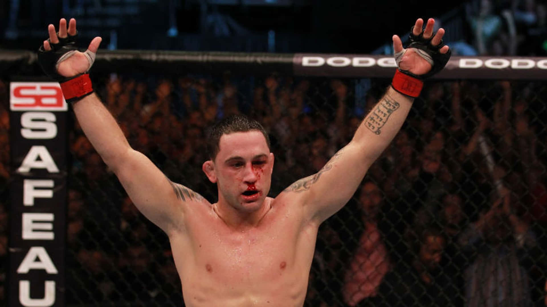 American Mixed Martial Artist Frankie Edgar At Ufc 136 Background