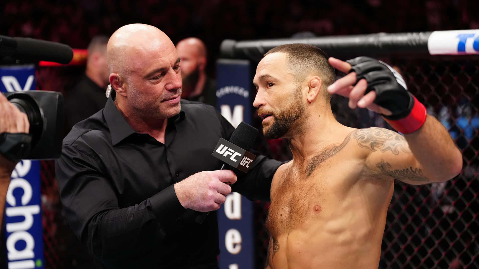 American Mixed Martial Artist Frankie Edgar Ufc 281 Octagon Interview Background