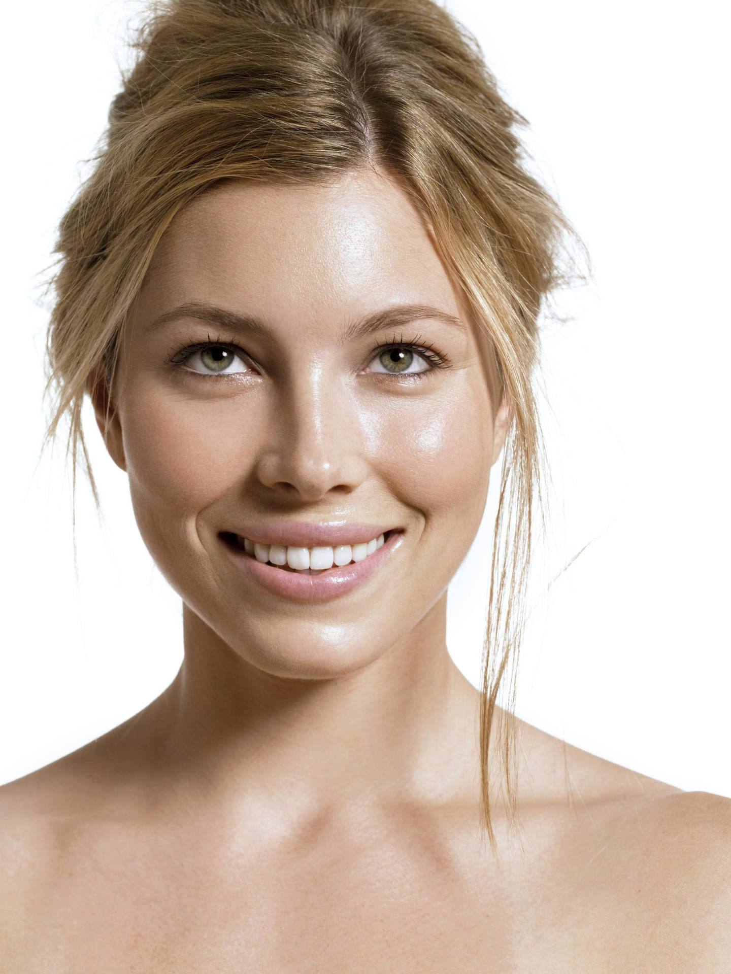 American Model Jessica Biel Close Up Portrait Background