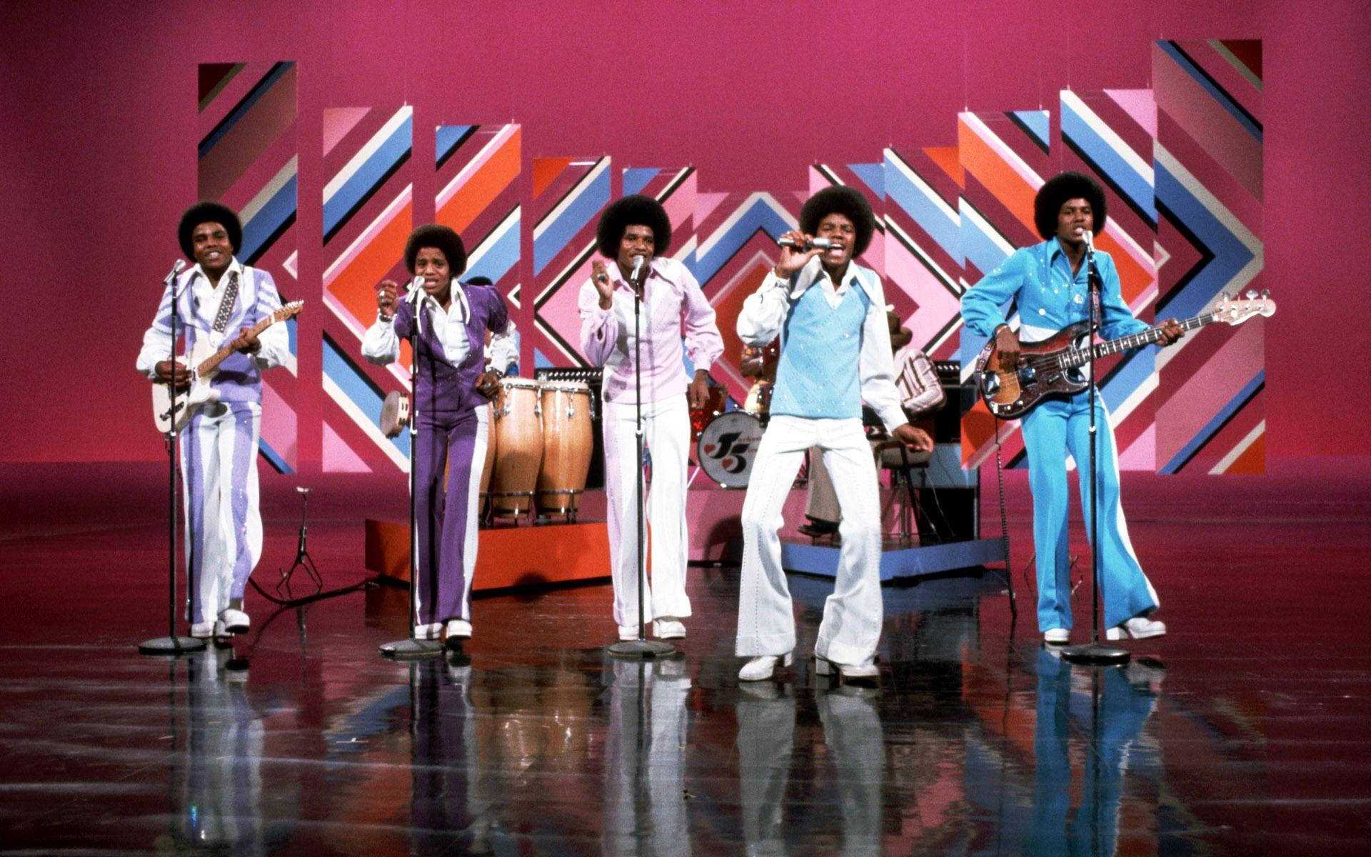 American Pop Band Jackson 5 During 1970 Performance Background