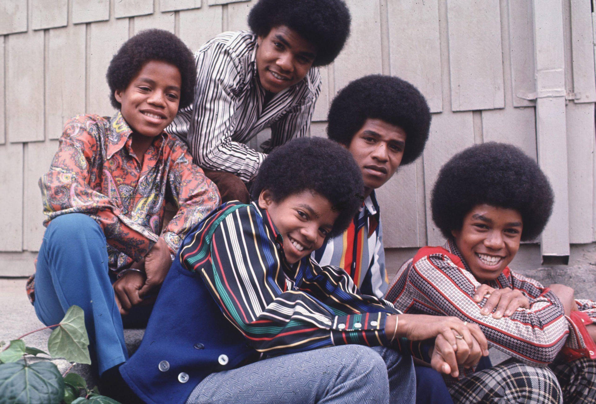 American Pop Band The Jackson 5 1971 Portrait Background