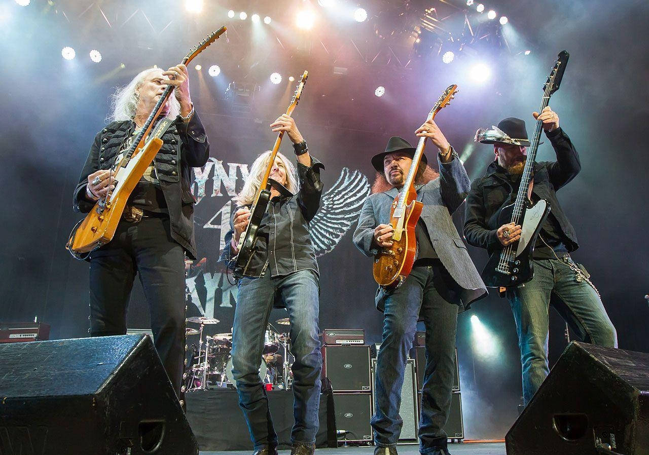 American Rock Band Lynyrd Skynyrd Guitarists Background