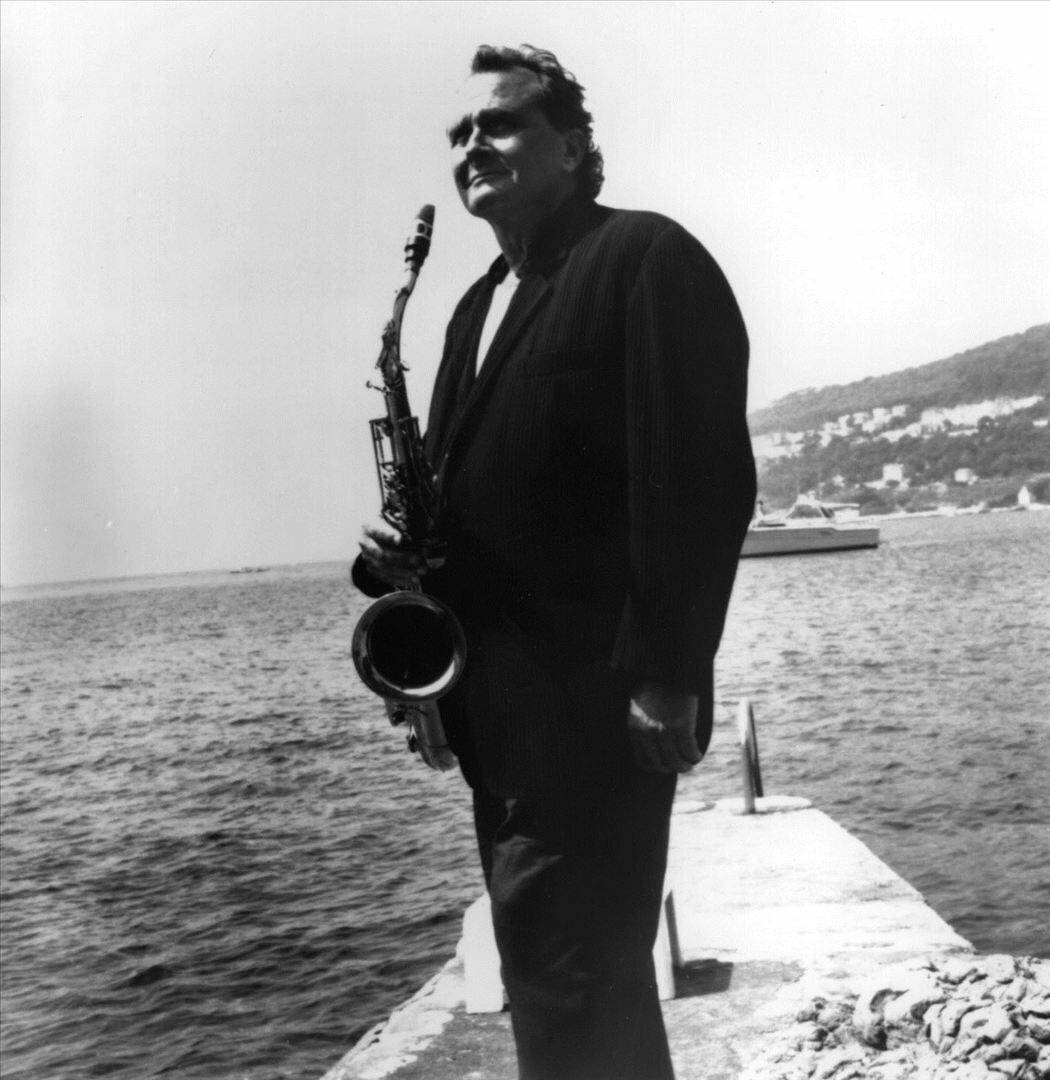 American Saxophonist Stan Getz Beside The Coast Background