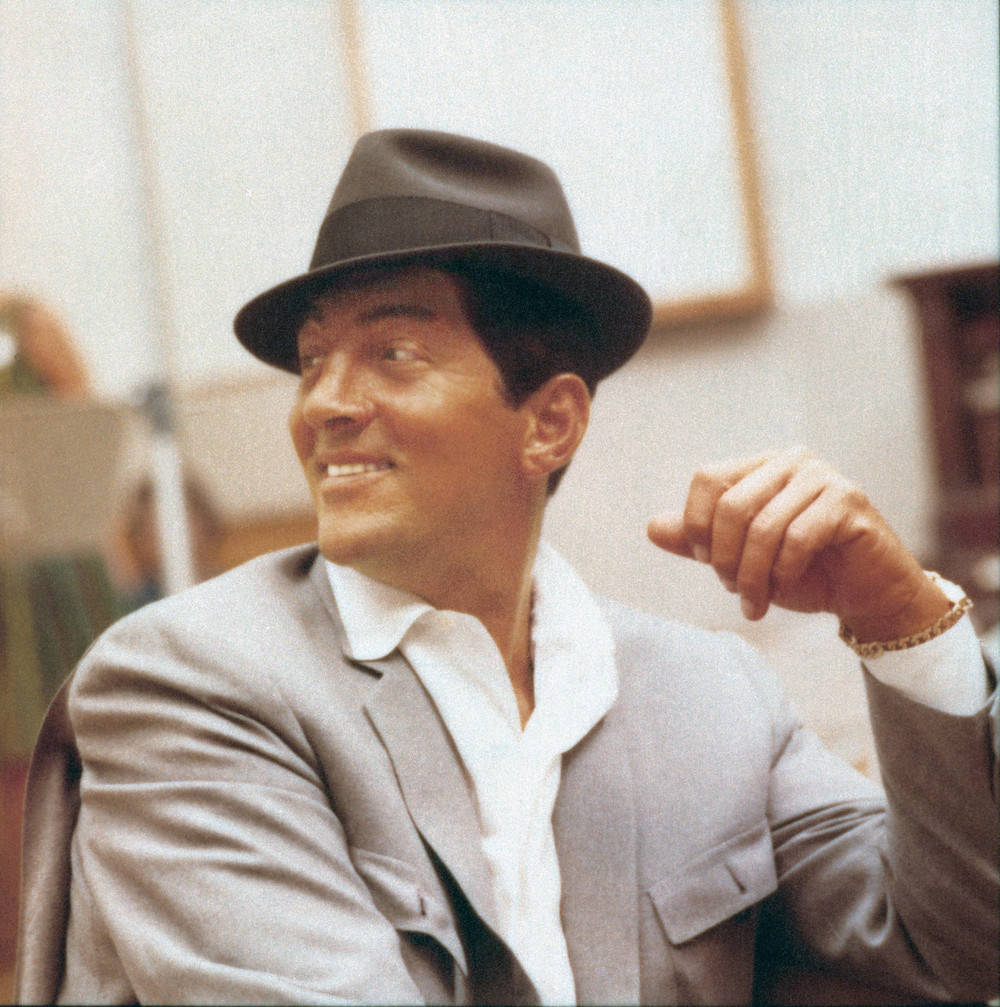 American Singer Dean Martin At Recording Session Background