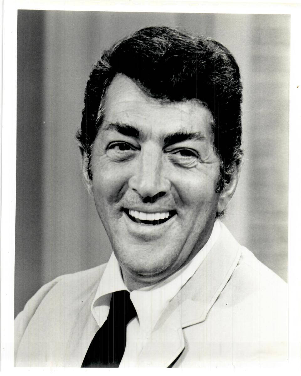 American Singer Dean Martin Greyscale Photograph Background