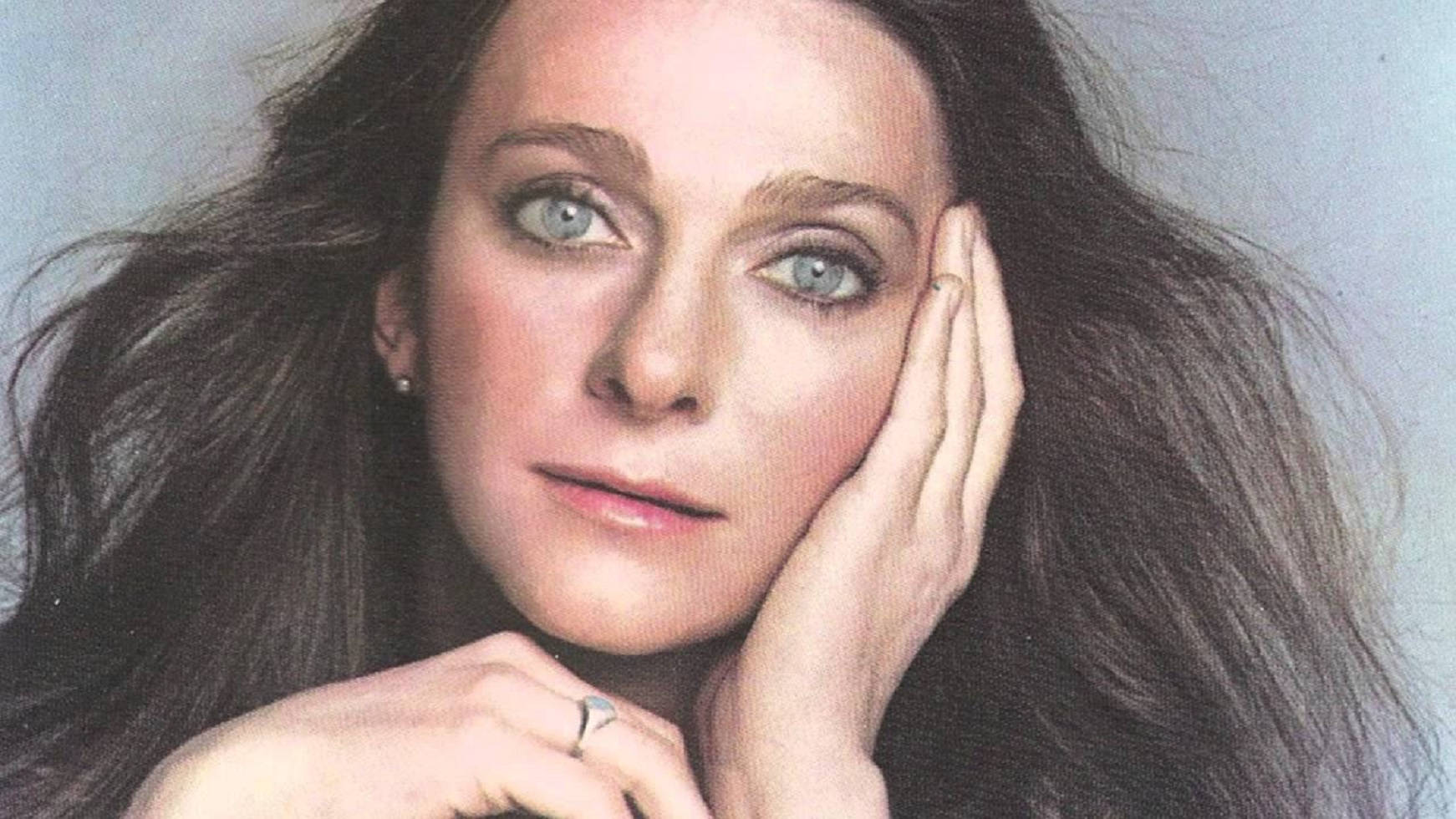 American Singer Judy Collins 1975 Album Judith Background