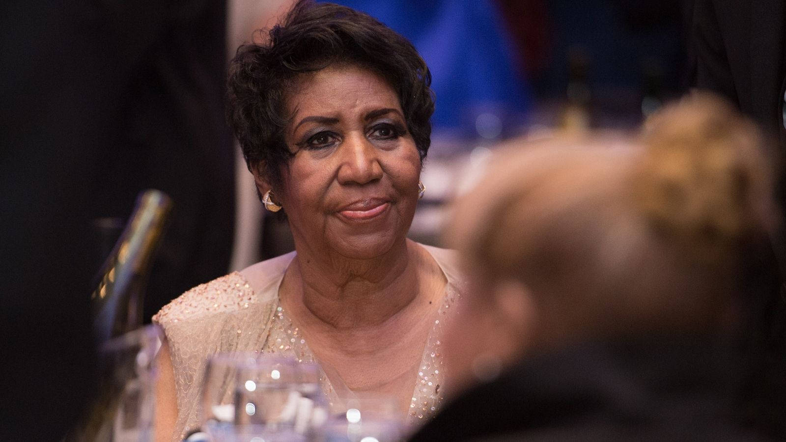 American Singer-songwriter Aretha Franklin In Focus Background