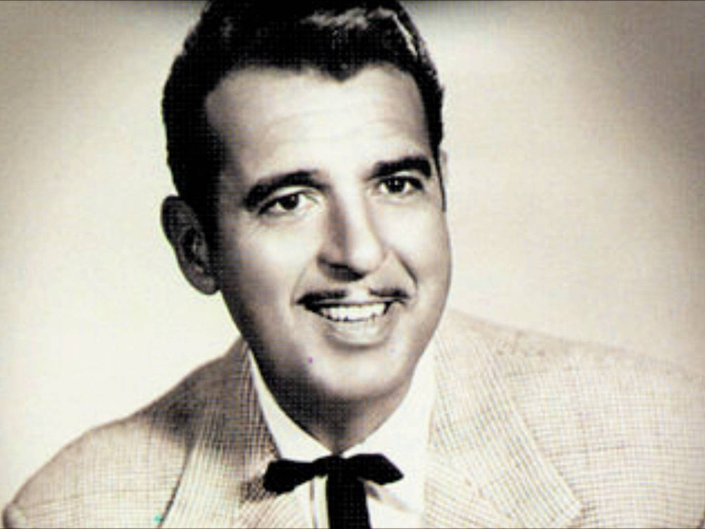 American Singer Tennessee Ernie Ford Medium Shot Background