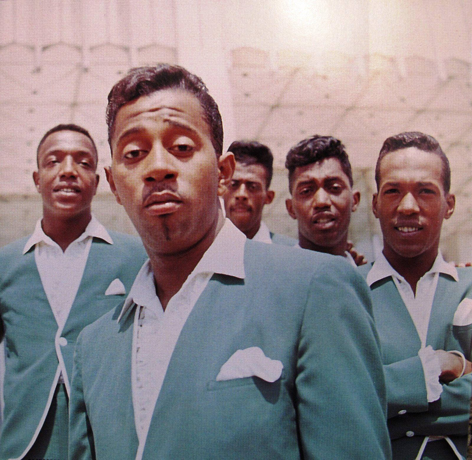 American Vocal Group The Temptations Vintage Close Up Shot Background