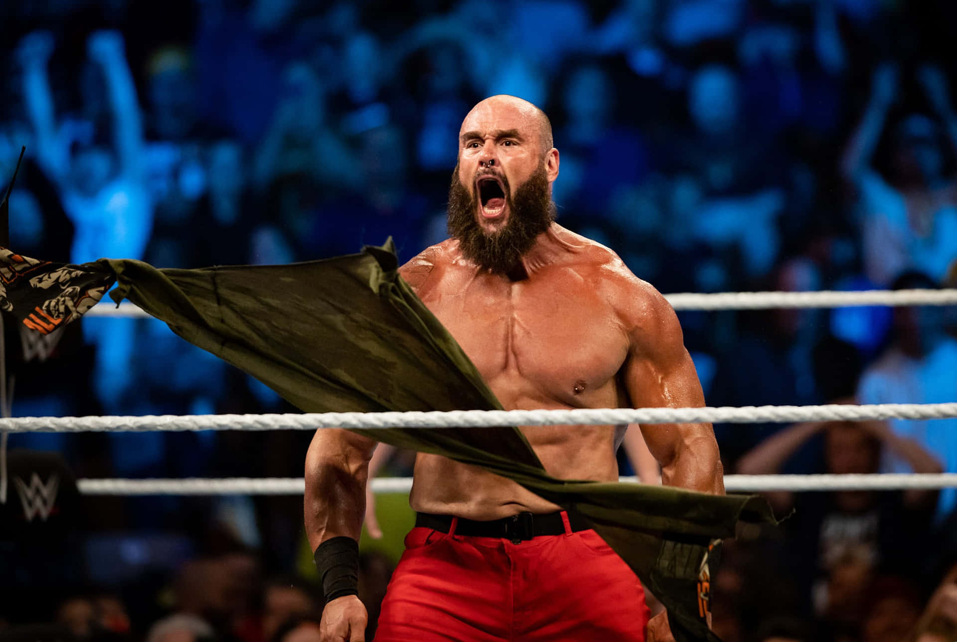 American Wrestler Braun Strowman Wwe Friday Night Smackdown 2022 Background