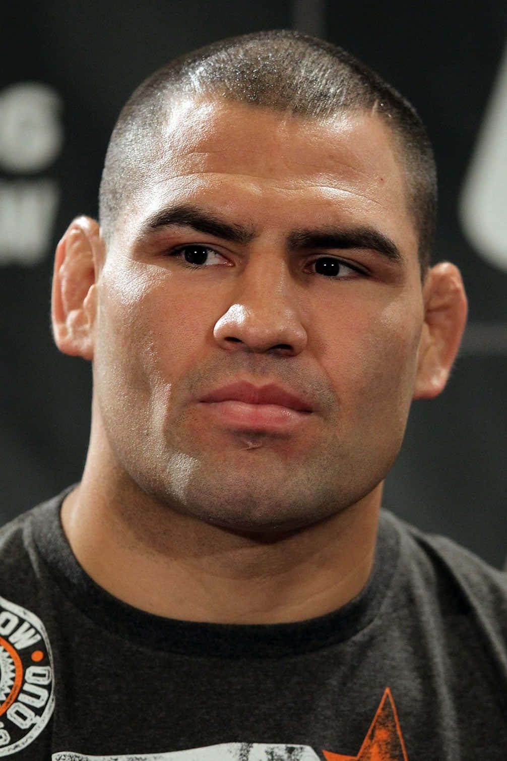 American Wrestler Cain Velasquez 2012 Background