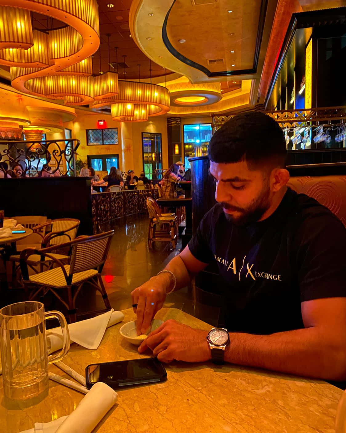 Amir Albazi In Vegas Restaurant Background