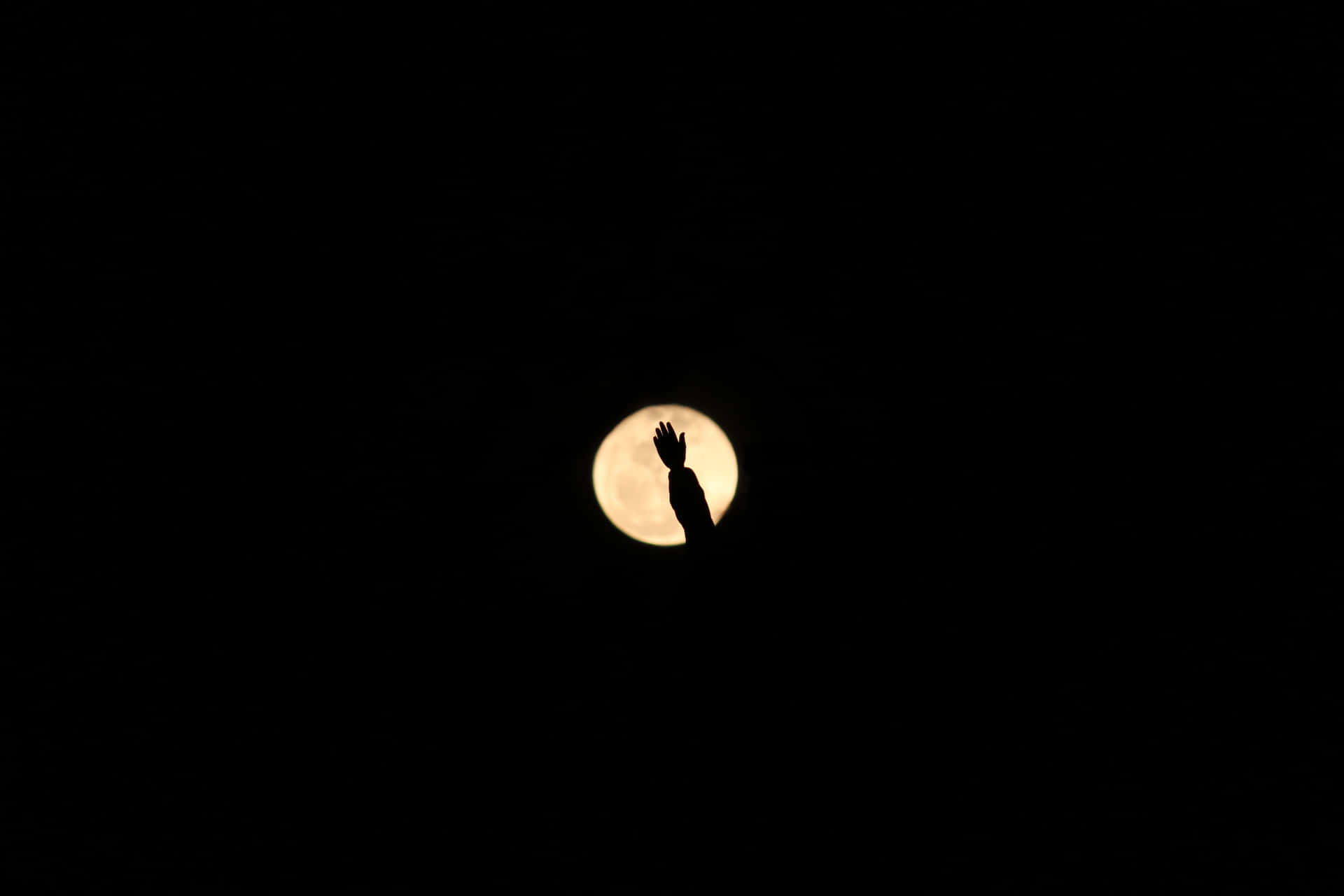 Amoled Laptop Full Moon Hand Silhouette Background