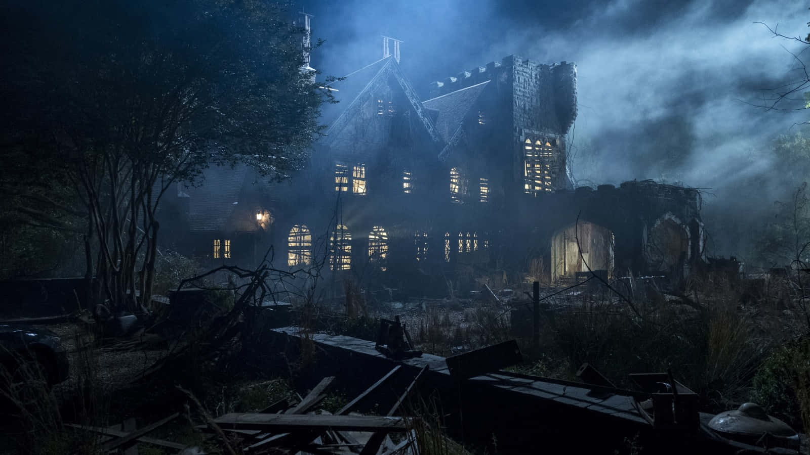 An Eerily Captivating Scene From Netflix's - The Haunting Of Bly Manor Background