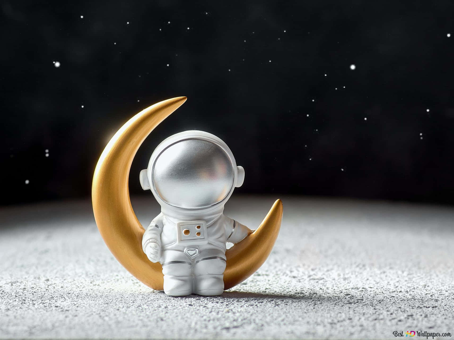 An Evening By The Calm Moonlight Background