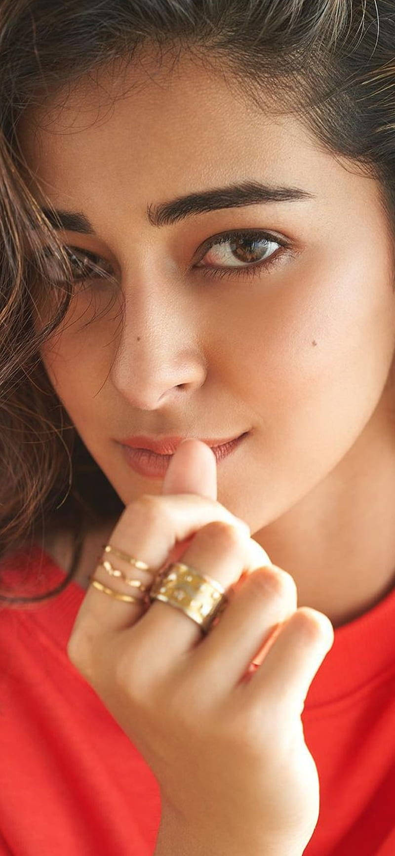 Ananya Pandey With Gold Rings