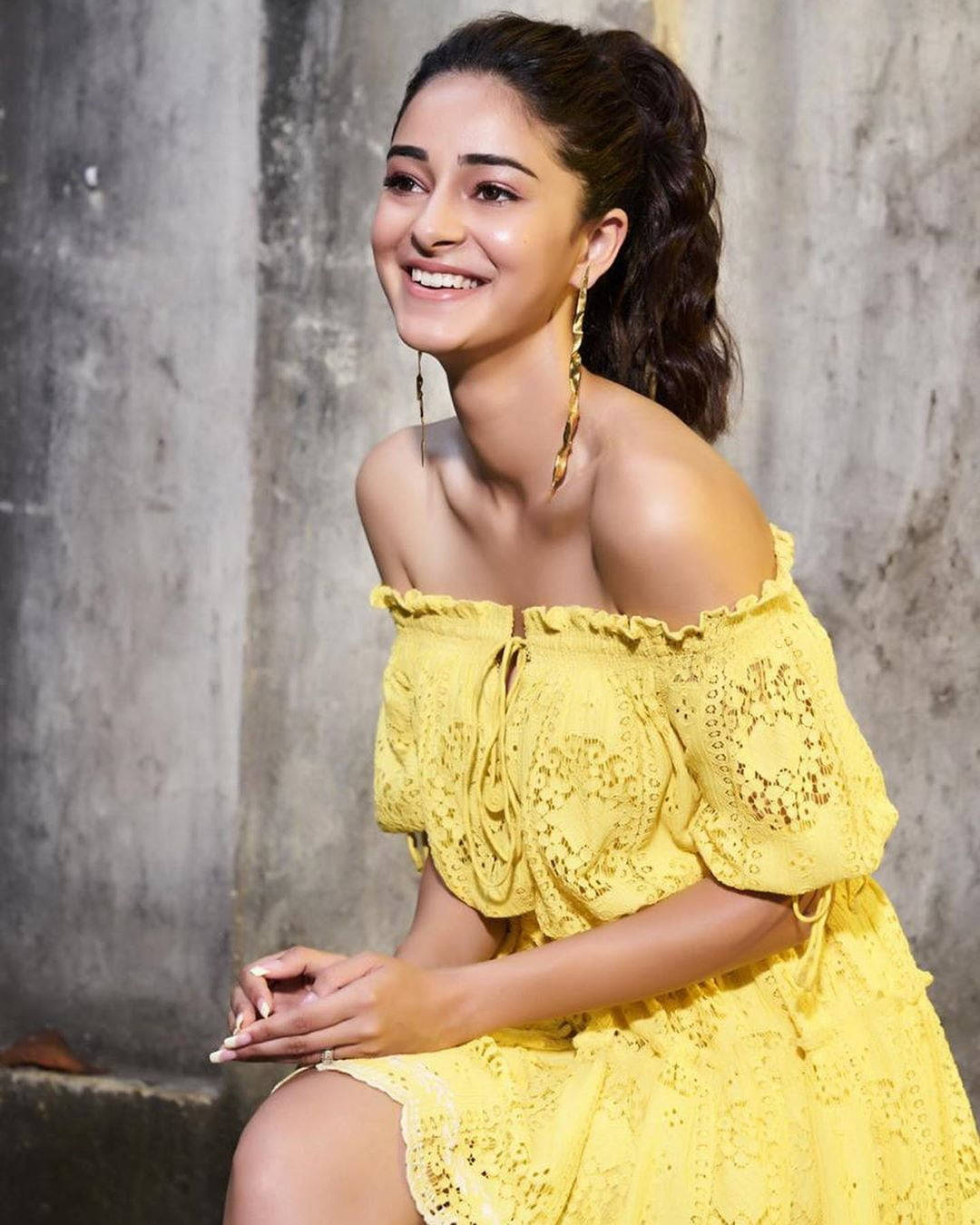 Ananya Pandey Yellow Dress Background