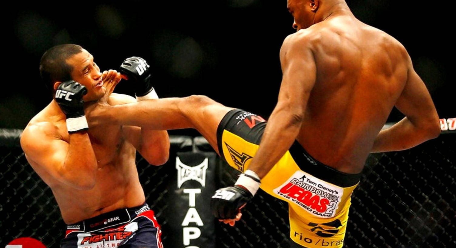 Anderson Silva Kick Opponent Face Background