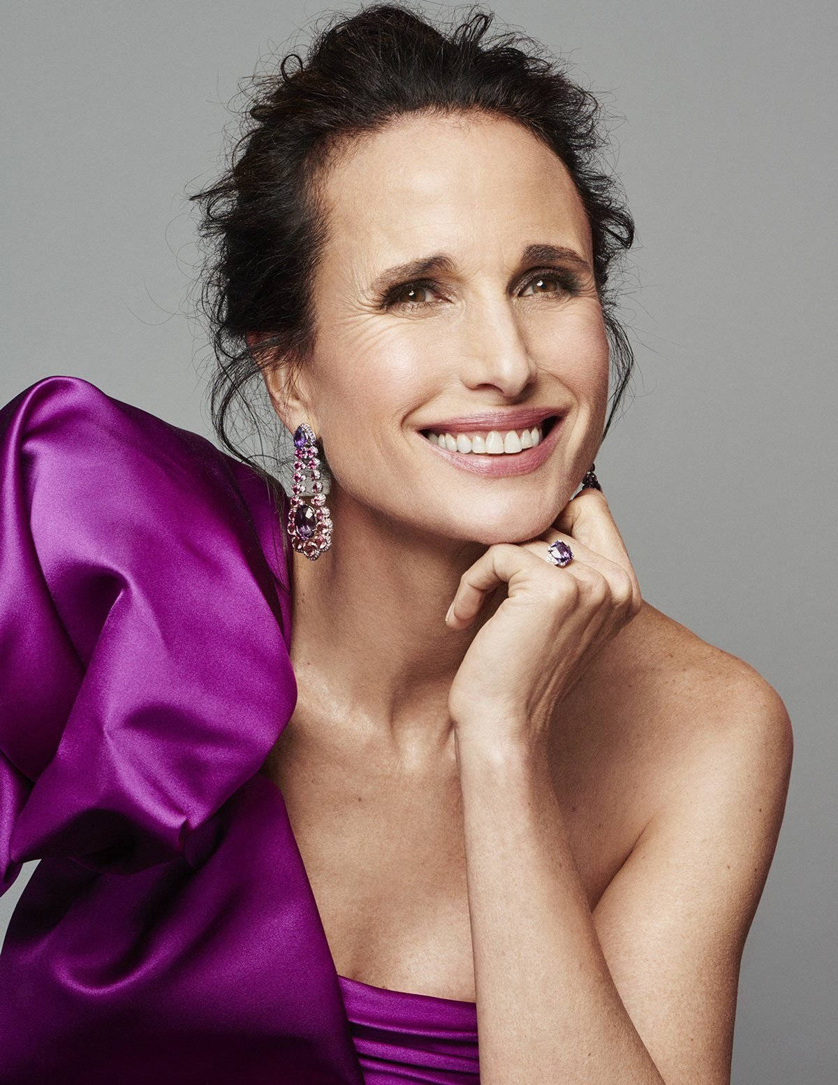 Andie Macdowell Hollywood Beauty Star Background