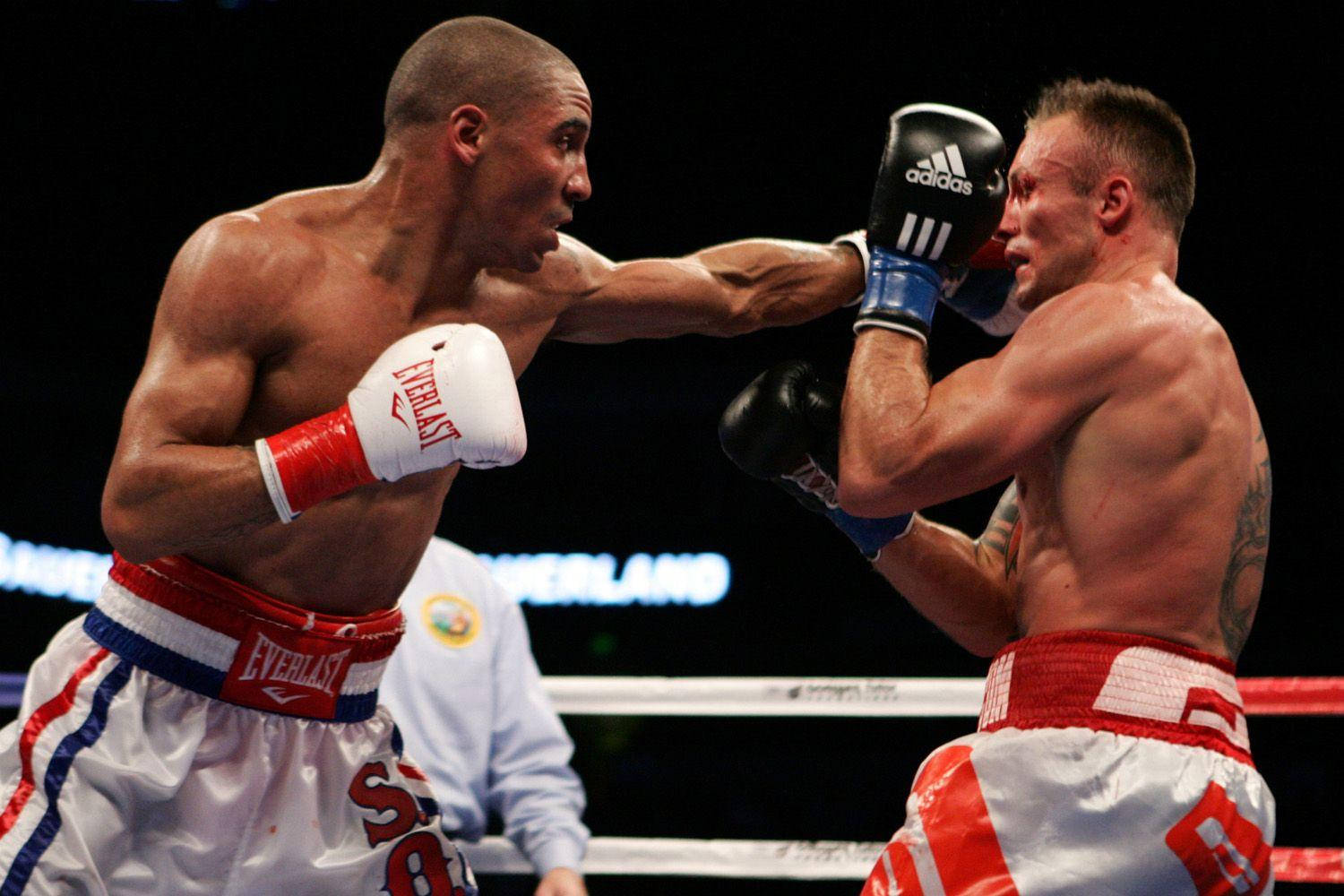 Andre Ward Attacking His Opponent