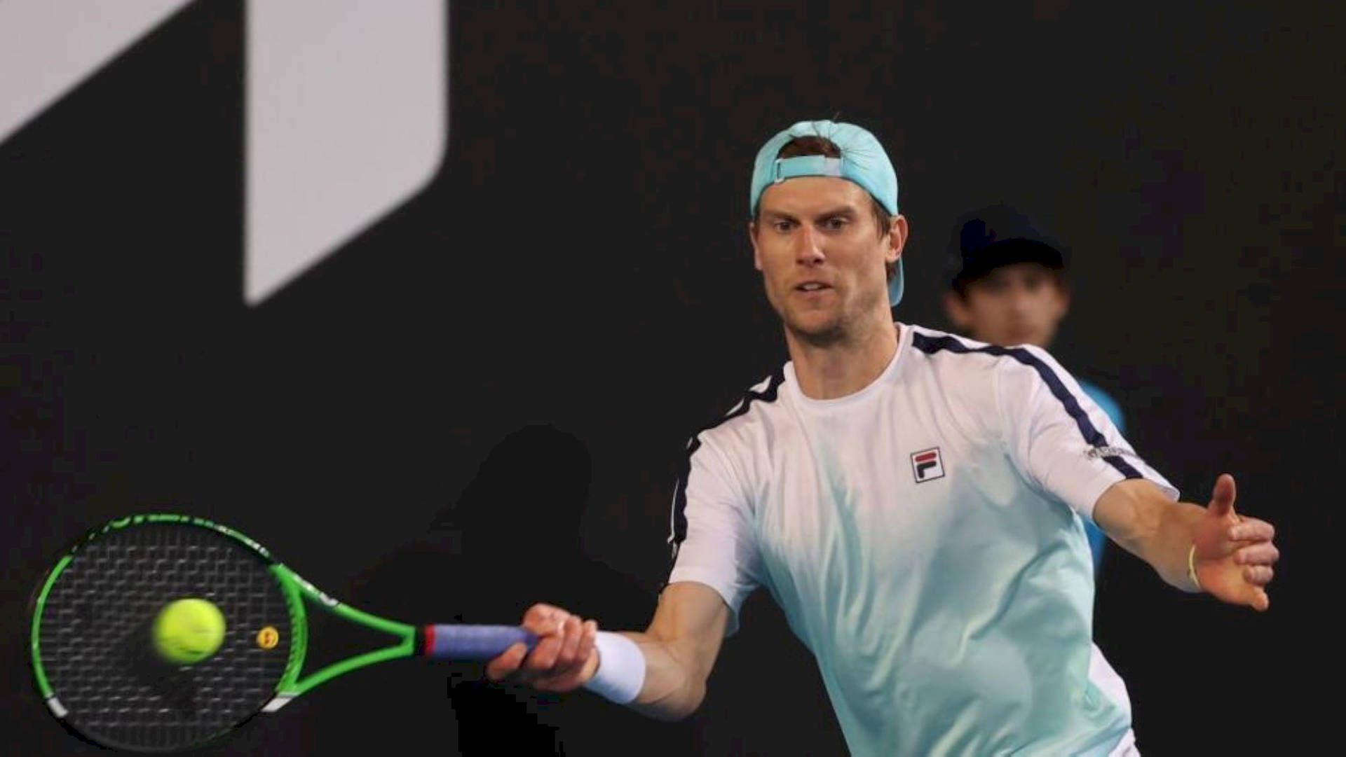 Andreas Seppi Expertly Receiving A Tennis Ball On Court