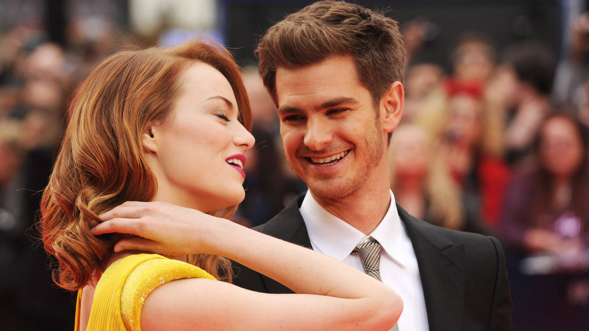 Andrew Garfield And Emma Stone Premiere Background