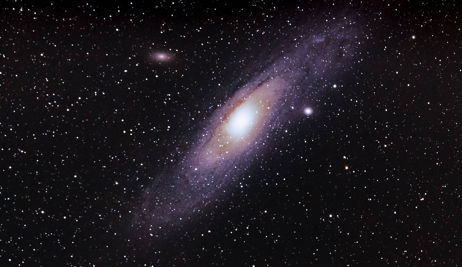 Andromeda Galaxy Sparling Stars