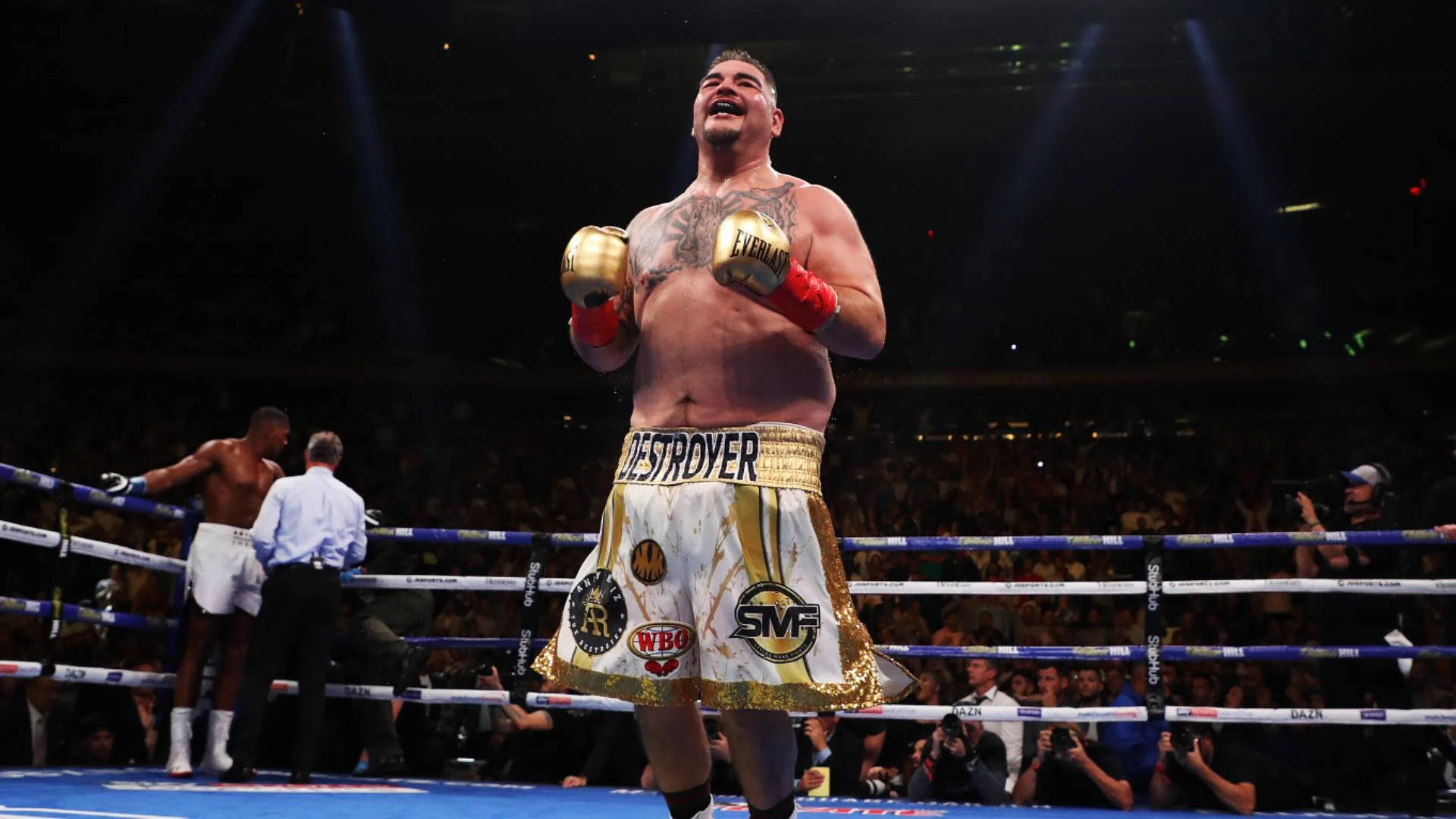 Andy Ruiz In Boxing Ring