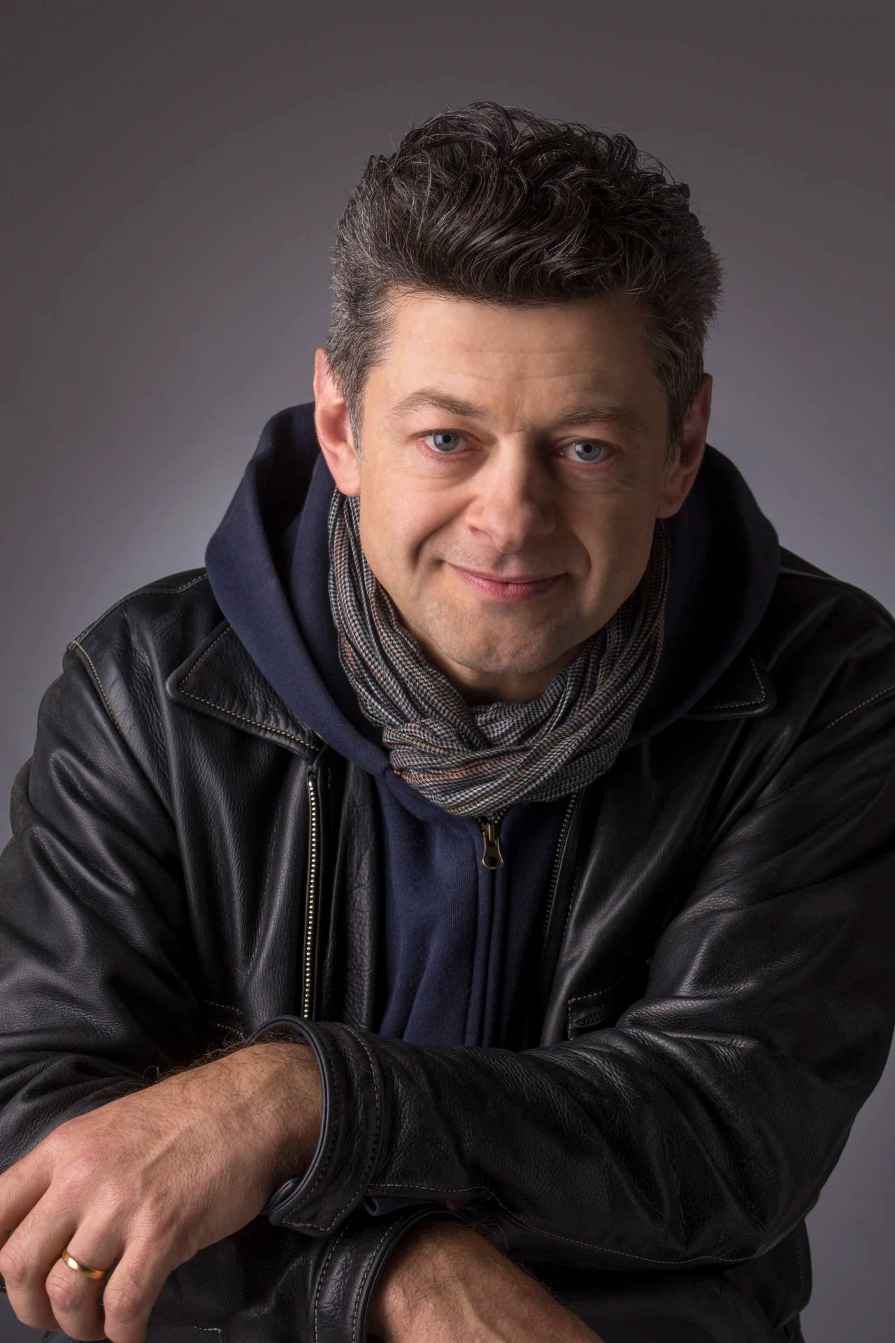 Andy Serkis In Cold Wear Background