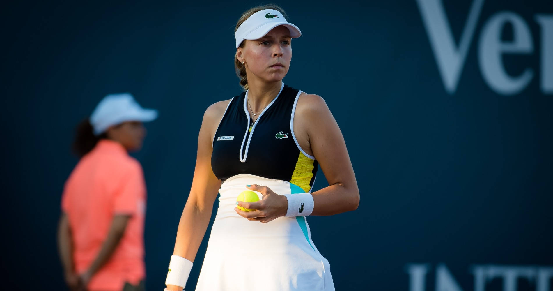 Anett Kontaveit Black And White Uniform Background