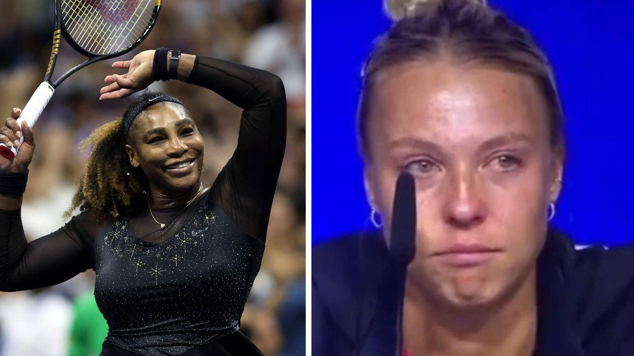 Anett Kontaveit Crying Serena Williams Smiling Background