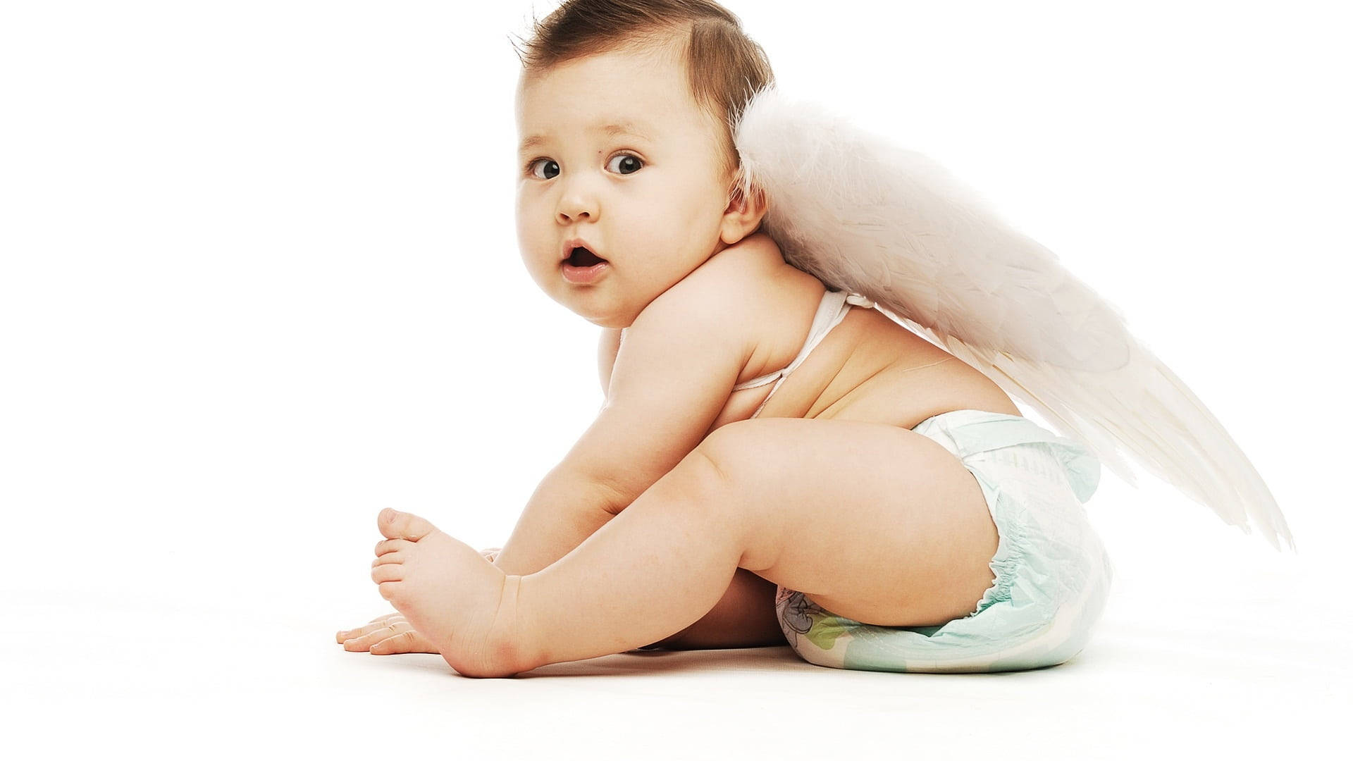 Angel Wings Of Baby Love Background