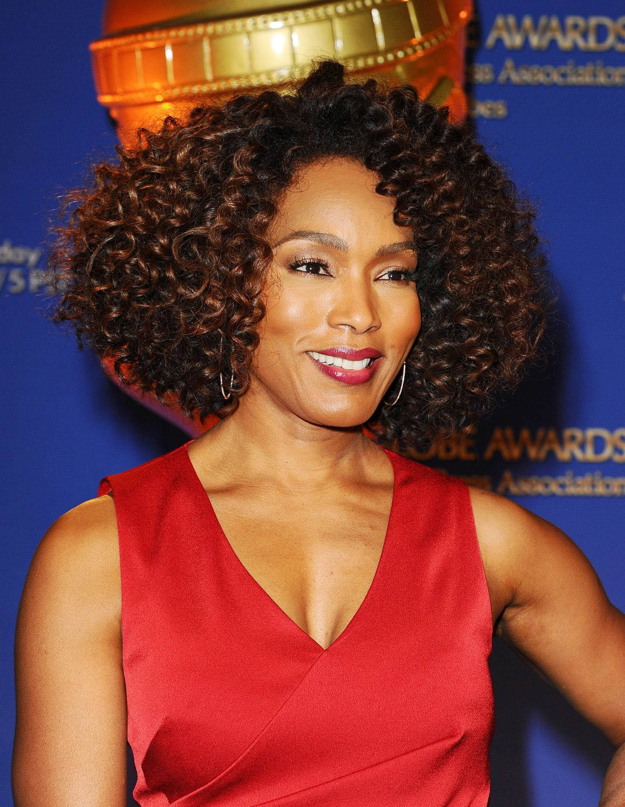 Angela Bassett Golden Globes