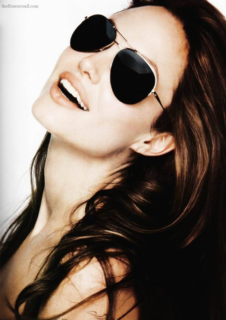 Angelina Jolie Rocks Aviator Glasses Background