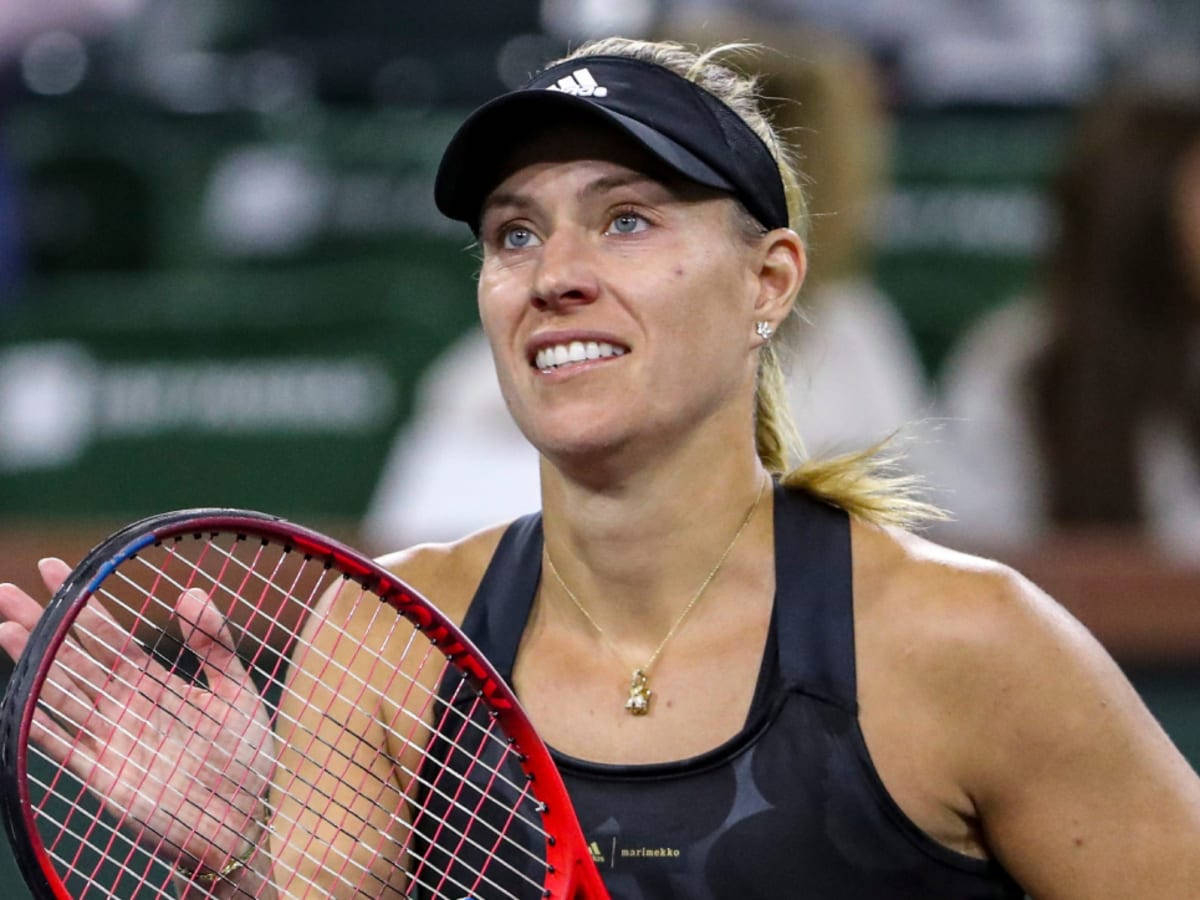 Angelique Kerber Looking Up