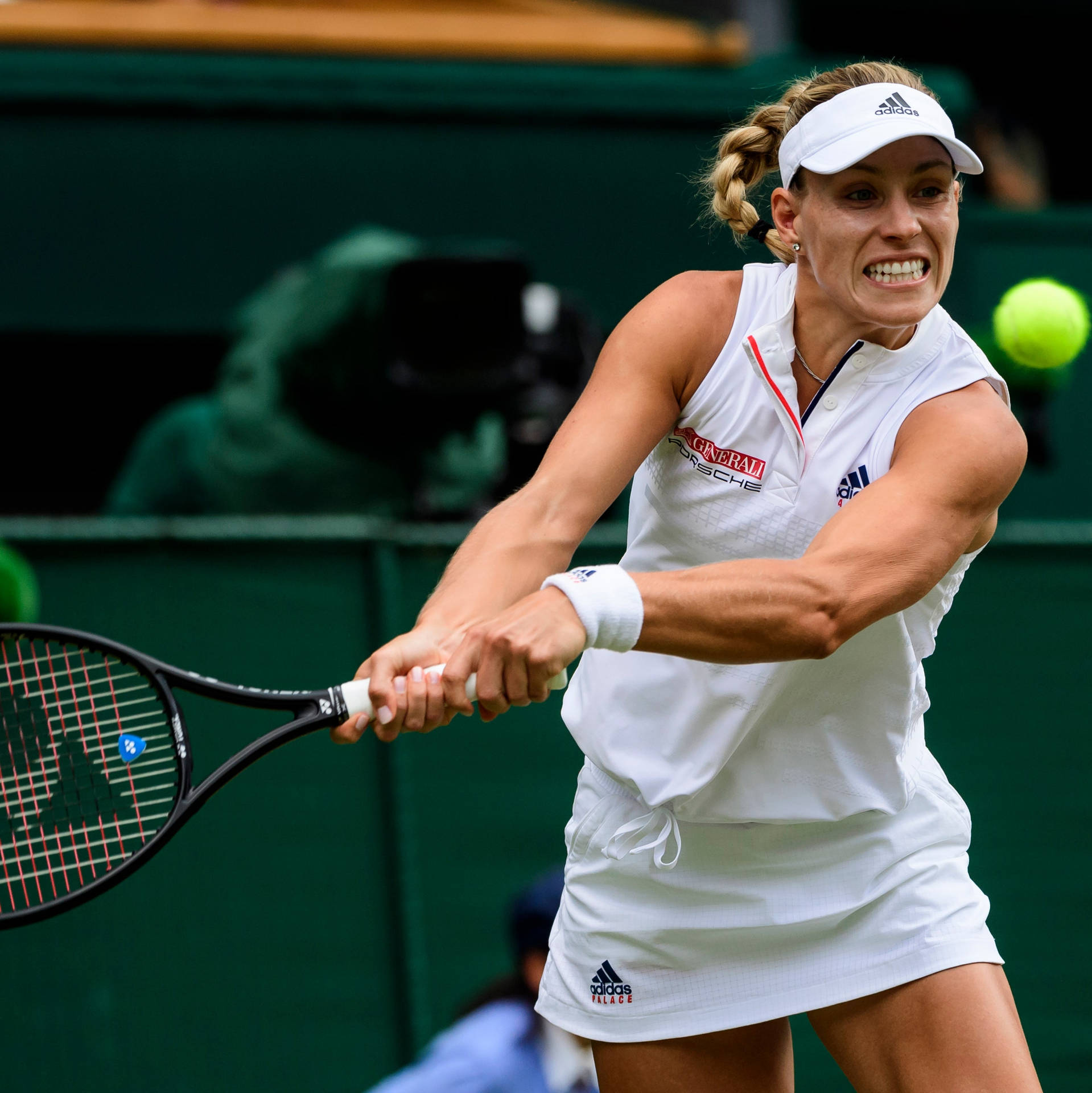 Angelique Kerber's Grinning Face Background