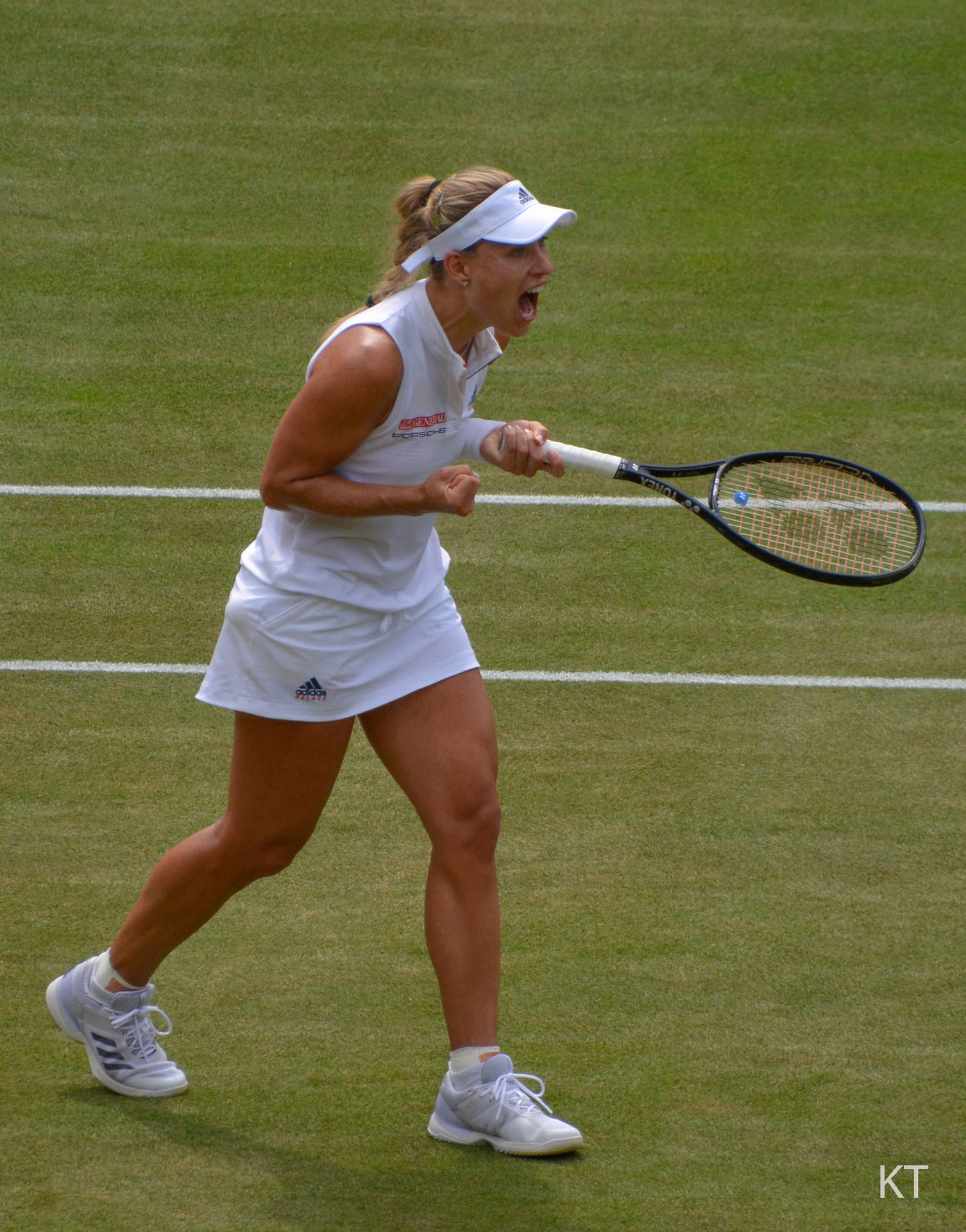 Angelique Kerber Screaming Background