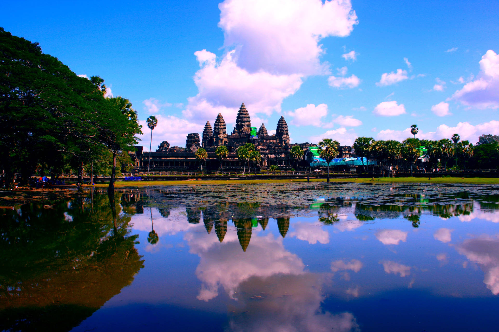 Angkor Wat Beneath A Pink And Blue Sky Background