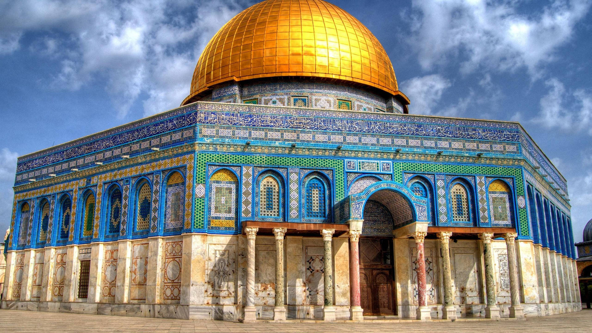 Angled Dome Of The Rock Background