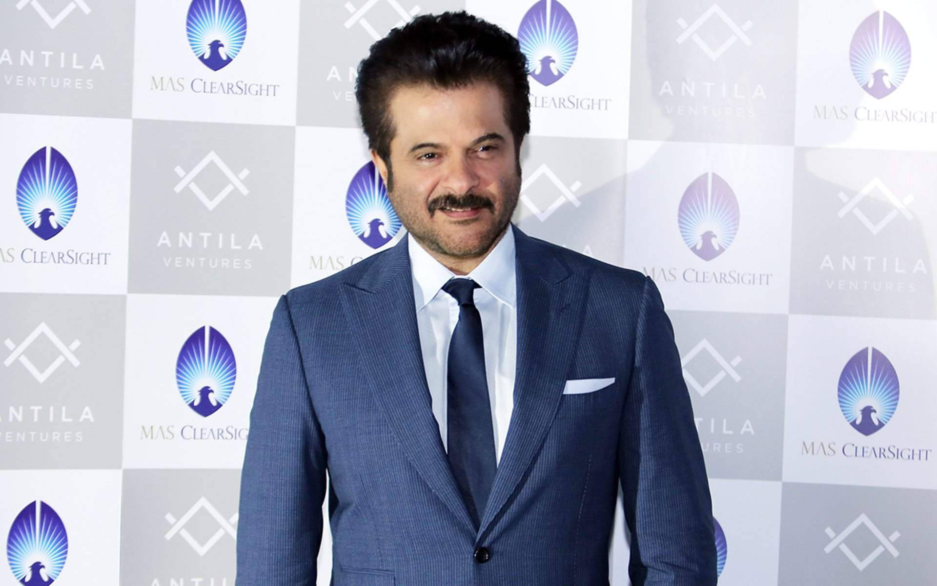 Anil Kapoor Mas Clearsight Background