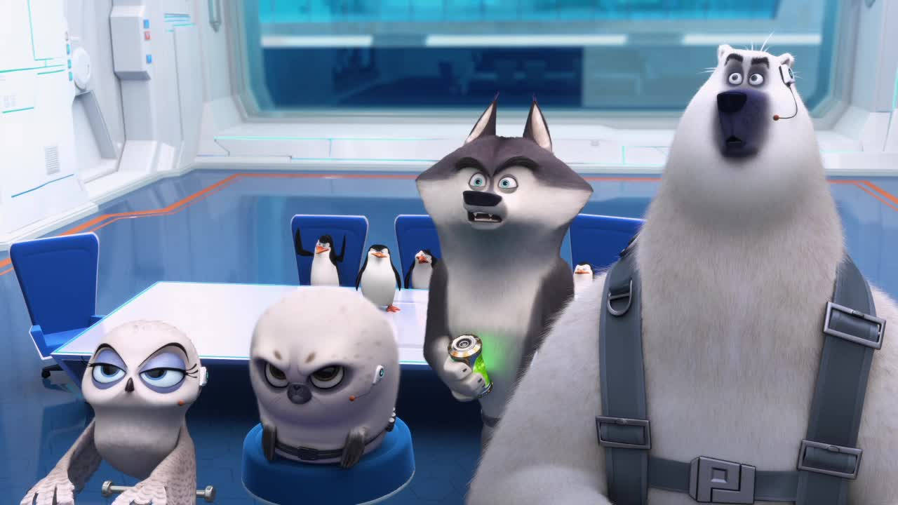 Animated Fun With Penguins Of Madagascar Background