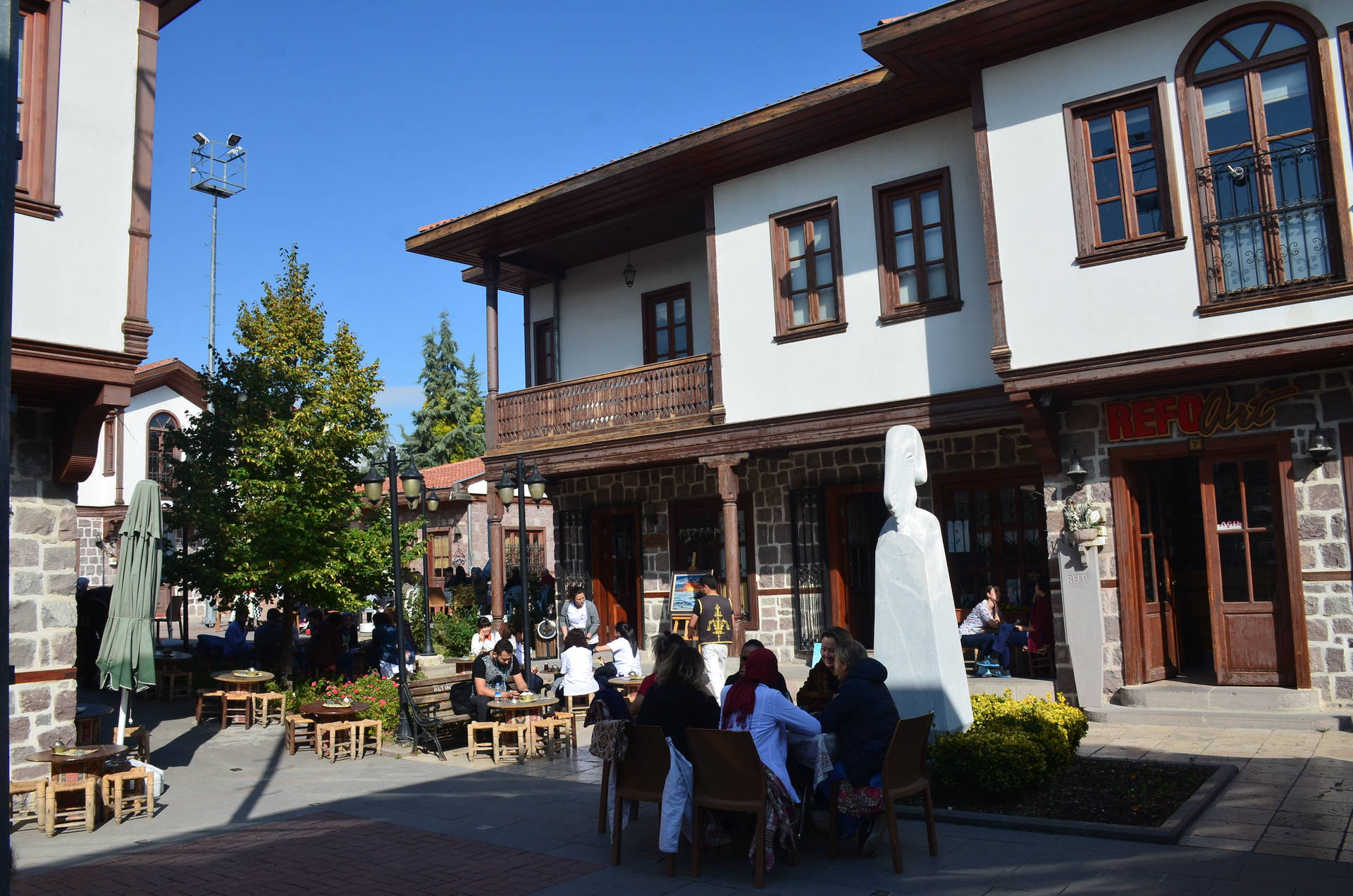 Ankara Hamamonu Neighborhood Background