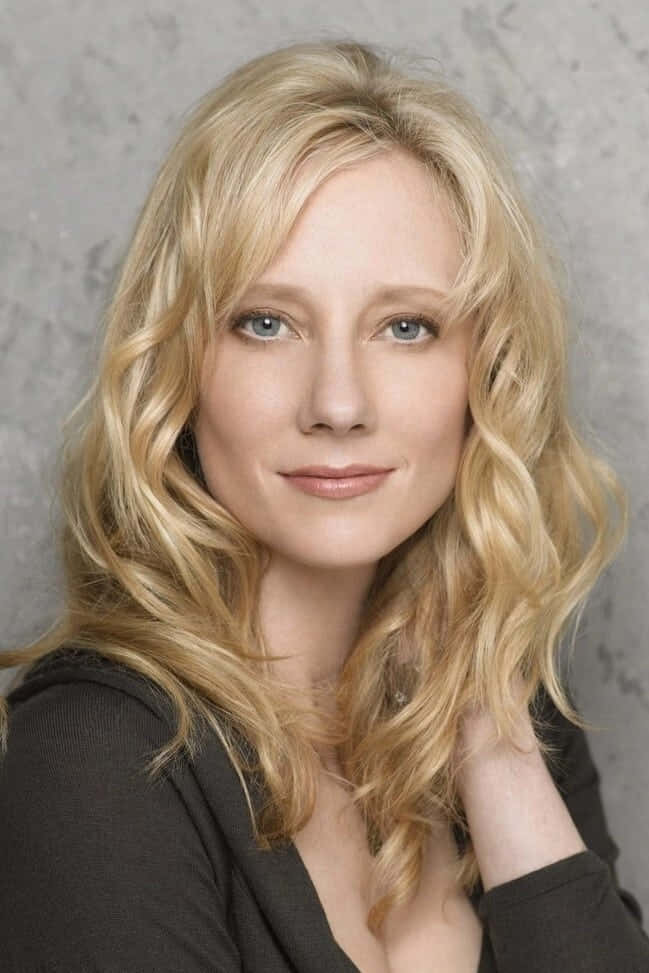 Anne Heche Holding Her Hair Background