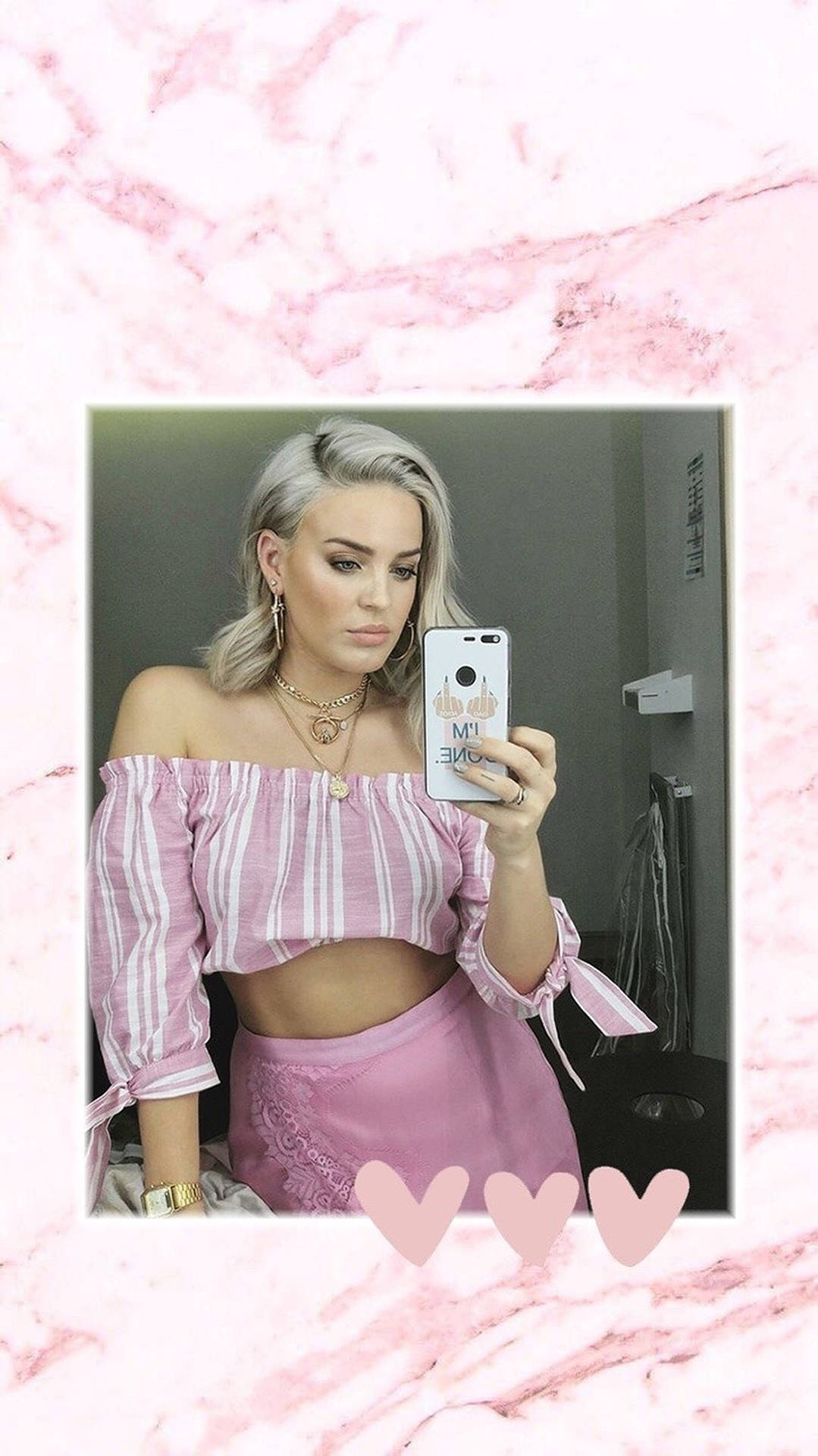 Anne-marie Pink Aesthetic Background