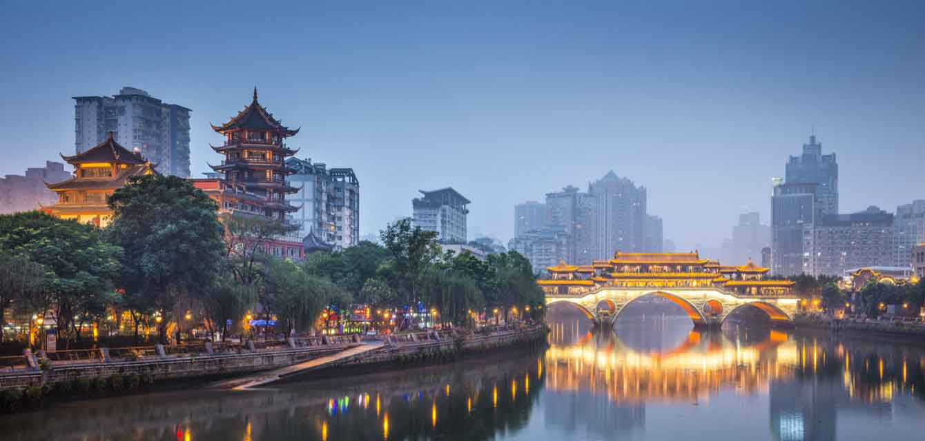 Anshun Bridge At Chengdu Background