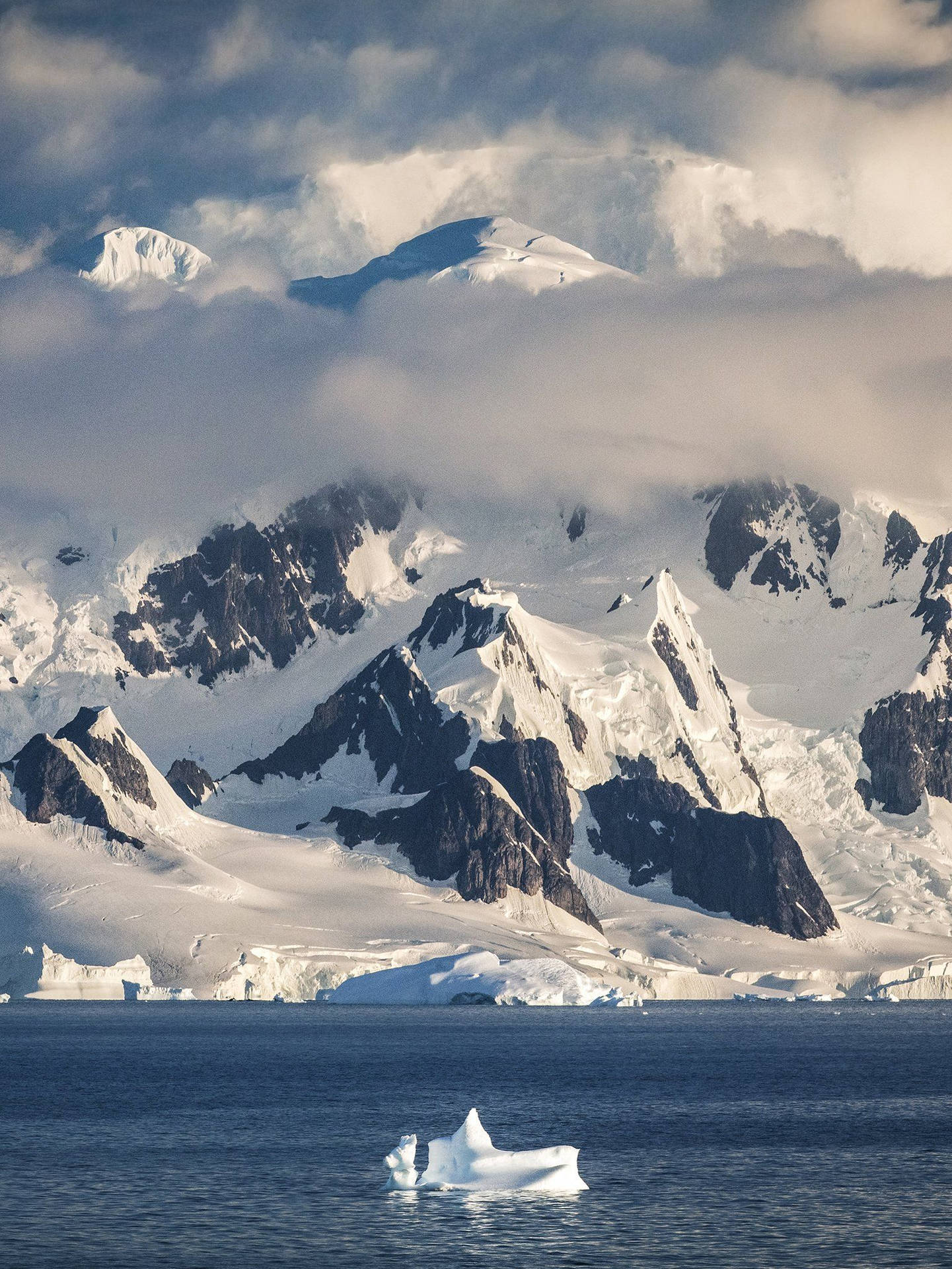 Antarctica Massive Mountain And Glacier Background
