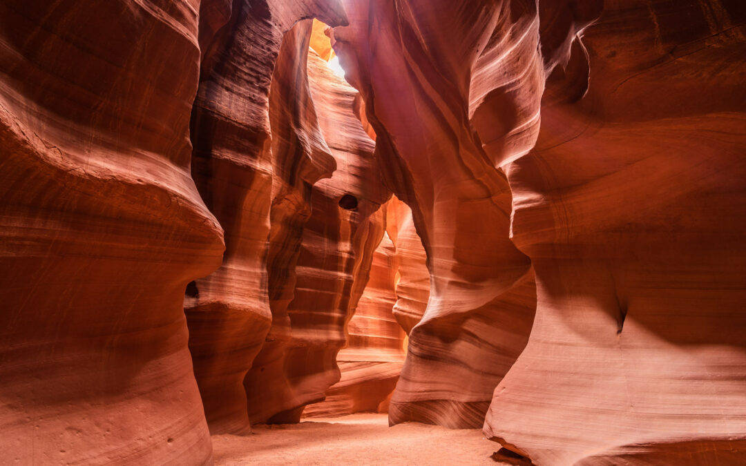 Antelope Canyon Winding Walls Background