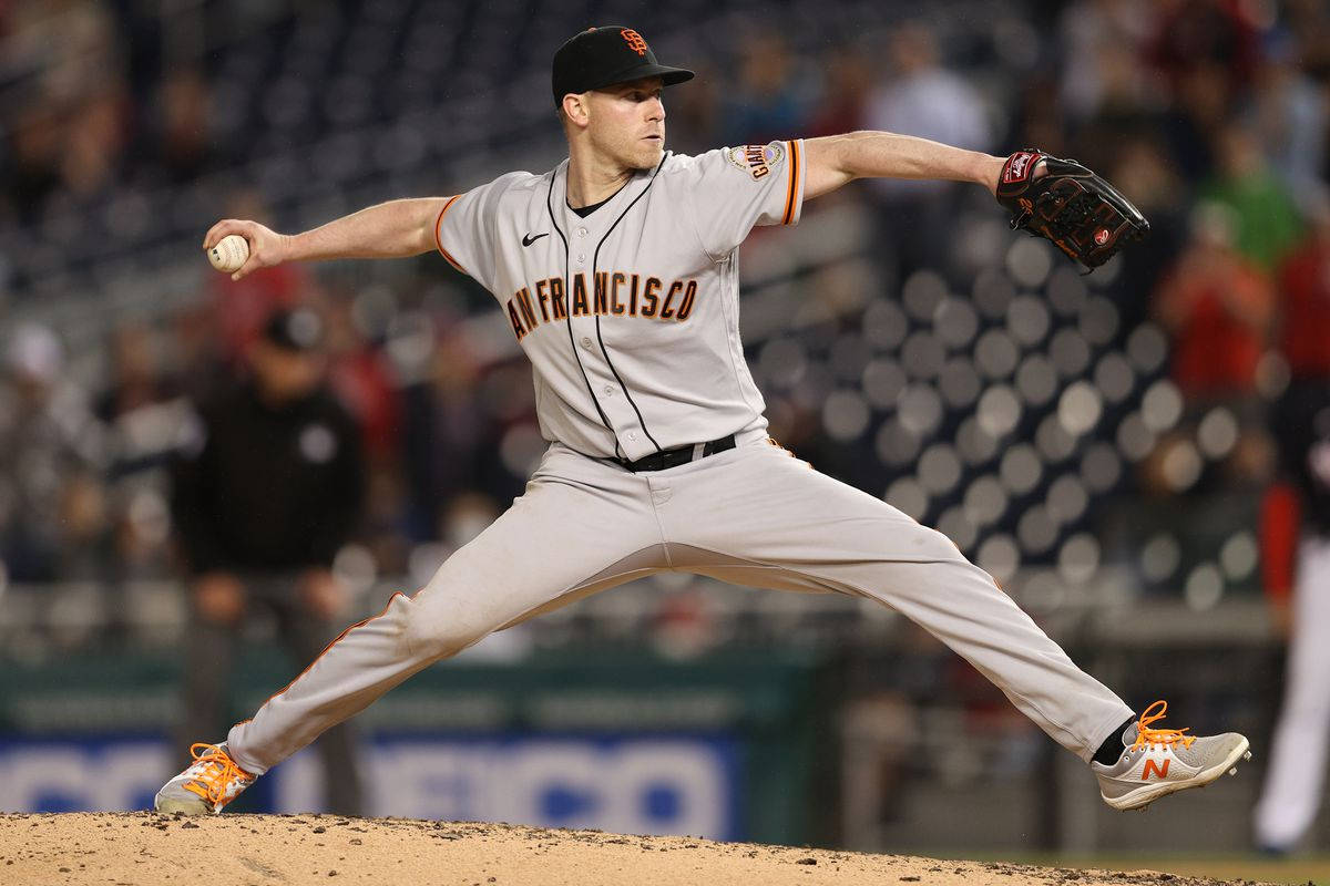 Anthony Desclafani Dynamic Pitch Stance Background